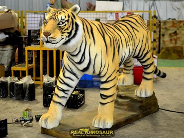 Realistic Tiger Models