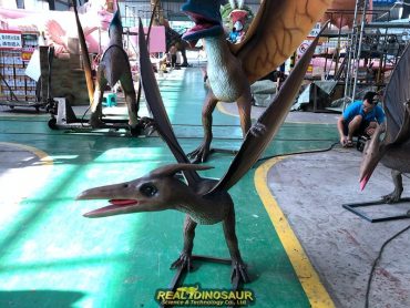 animatronic dinosaurs for theme parks
