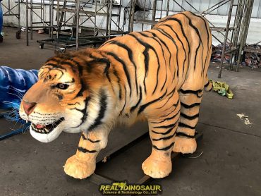 animatronic tiger