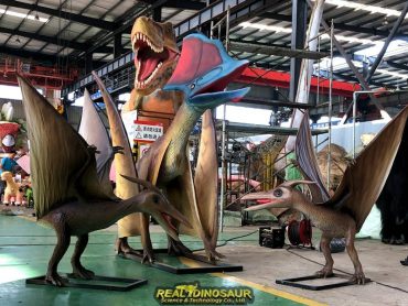 custom animatronic dinosaurs