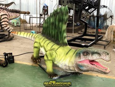 realistic animatronic dinosaur statues