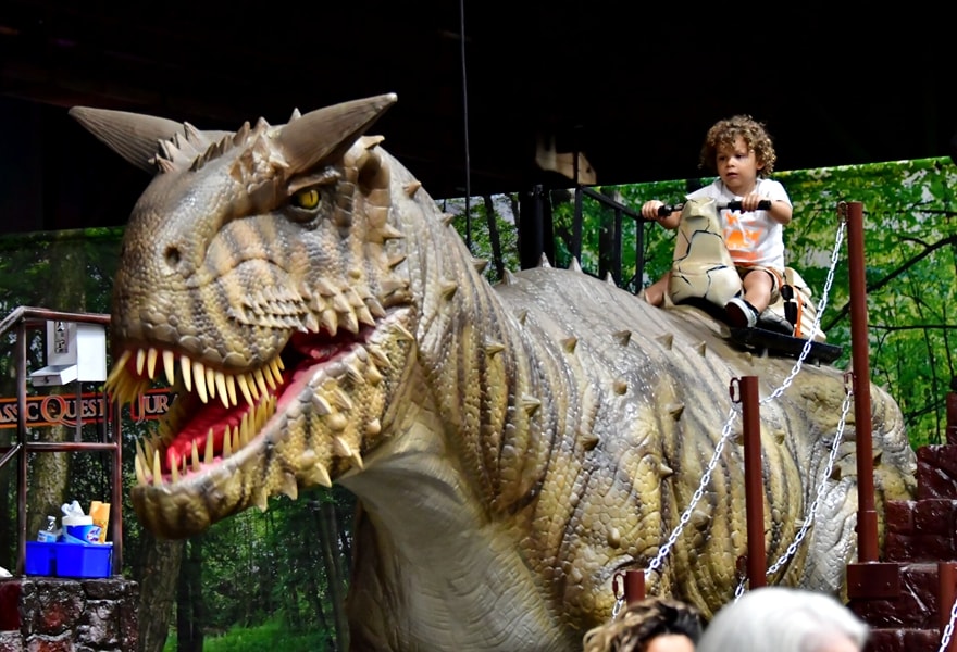 animatronic dinosaur ride for amusement park